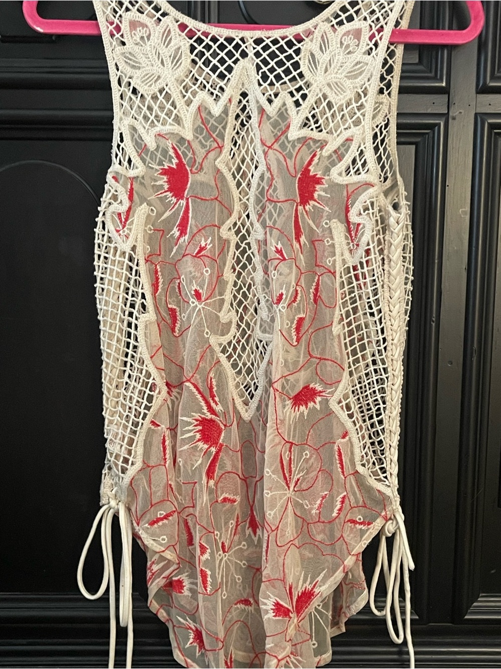 AMAZING FREE PEOPLE CREAM EMBROIDERED NET & FLORAL SHEER TUNIC